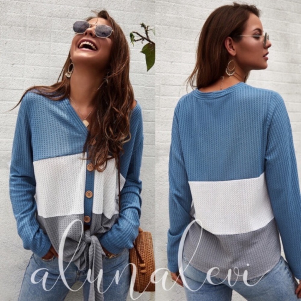 Long sleeve tie front shirt!